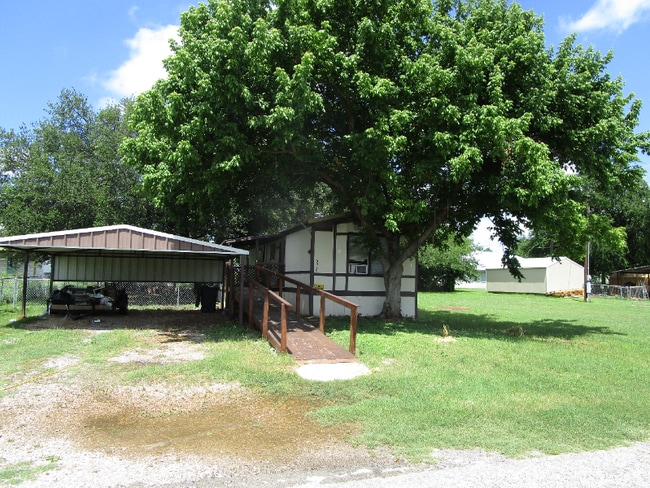 Building Photo - 5518 Water View Dr