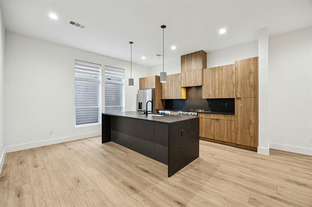 Foto del edificio - 2206 Arroyo Ave