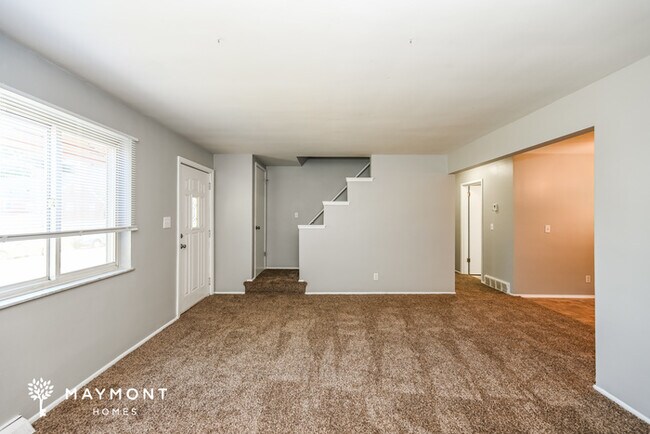 Foto del edificio - 9238 Orangewood Dr
