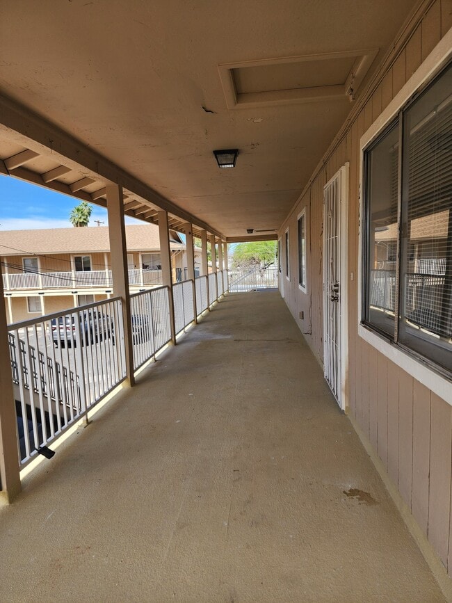 Photo - 143 S Doran Apartment