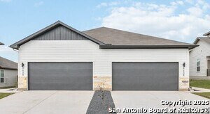Building Photo - 311 Nespral Dr