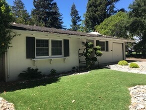 Building Photo - 1533 California Dr