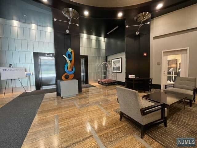 Foto del edificio - 1125 Maxwell Ln