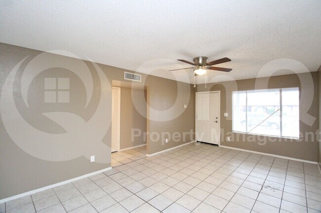 Building Photo - 7039 S 45th Pl