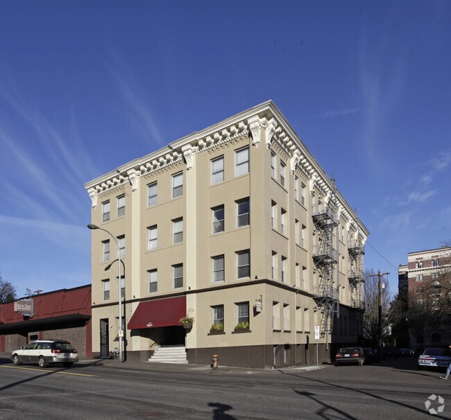 Topanga Apartments Apartments Portland, OR