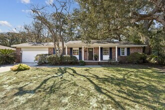 Building Photo - 2614 Gregor McGregor Blvd