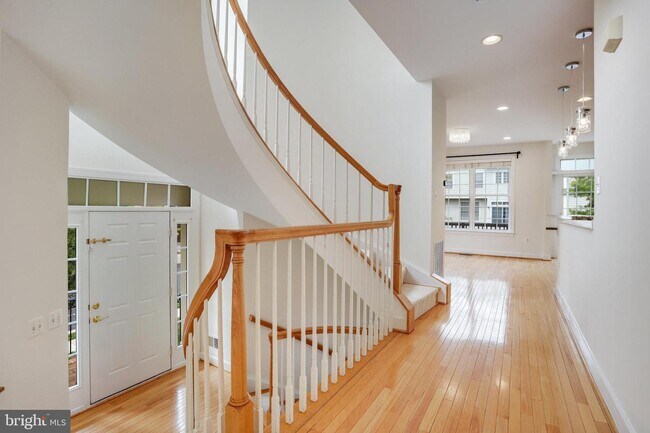 Foto del edificio - 141 Herndon Mill Cir