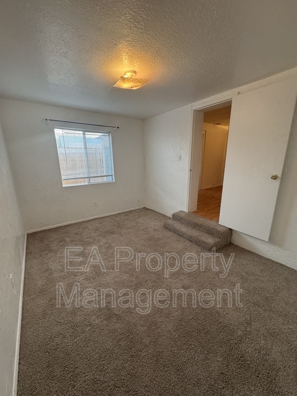 Foto del edificio - 8906 Guadalupe Trail NW