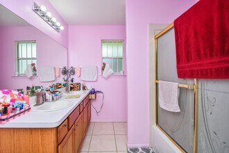 Building Photo - 7926 Westington Ln