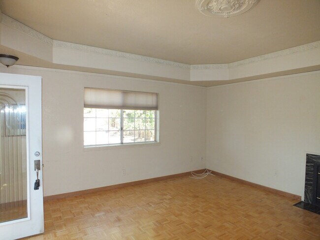 Foto del edificio - CA460-Norma V. Lovell Revocable Trust