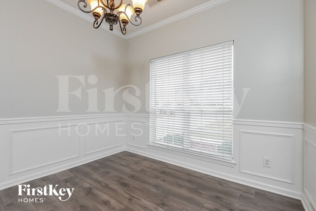 Building Photo - 3021 Bowron Rd