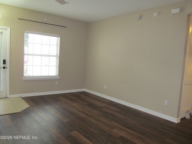 Building Photo - 2200 Marsh Hawk Ln