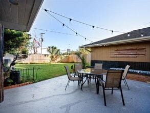 Building Photo - 9403 Timberside Dr