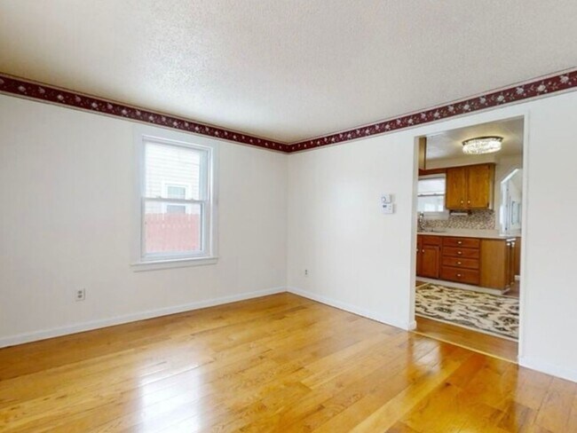 Foto del edificio - 3 Bedroom Single Family Home in Buffalo