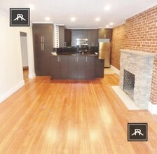 Building Photo - 1614 Beacon St