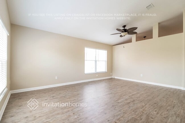 Building Photo - 2825 Falcon Crest Pl