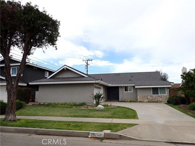 Building Photo - 16731 Robert Ln