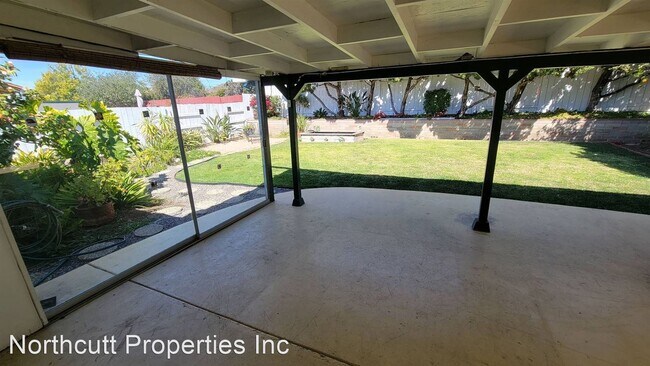 Foto del edificio - 3 br, 2 bath House - 4982 Mt. Elbrus Dr.