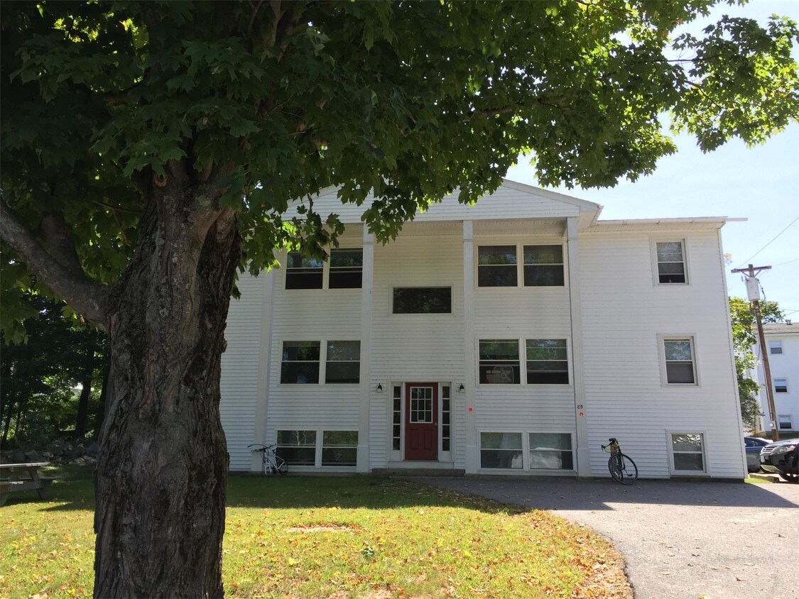 Foto principal - 85 Highland St