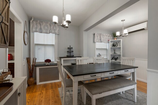 Foto del edificio - 613 Meadow St