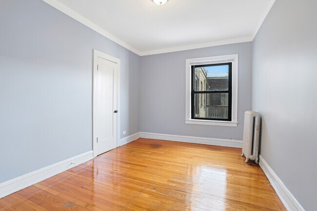 Foto del edificio - 7255-7257 S Calumet Ave