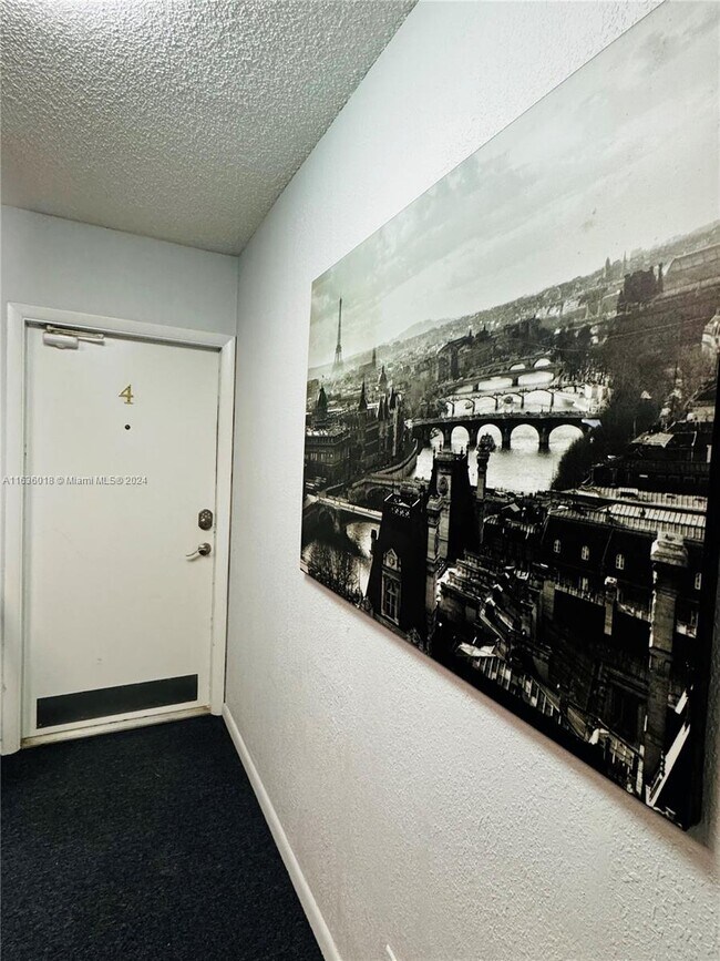 Building Photo - 263 Commercial Blvd