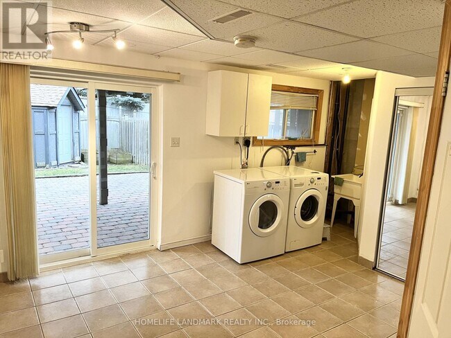 Photo du bâtiment - 65 Kelso Crescent