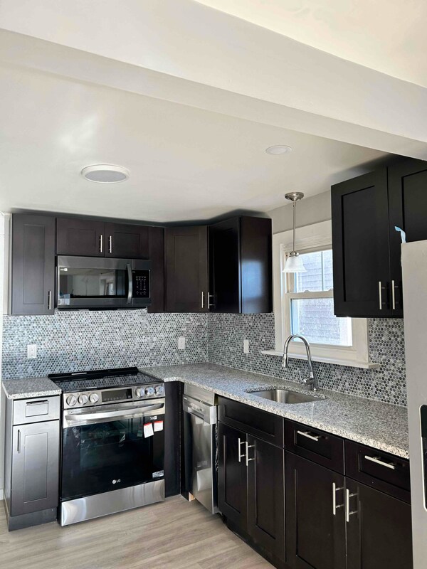 7 High St Unit A, Scituate, RI 02831 Room for Rent in Scituate, RI