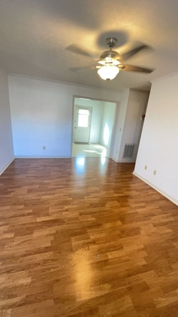 Building Photo - 2 Bedroom, 2 Bath, with Garage Manchester, TN