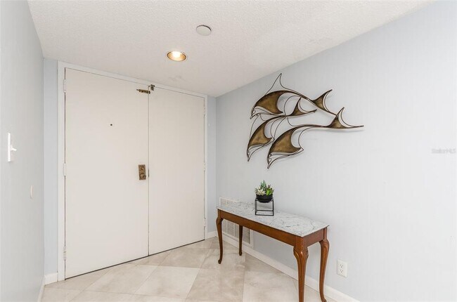 Foto del edificio - 1480 Gulf Blvd