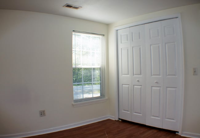 Building Photo - 1416 Highland Ave