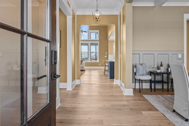 Building Photo - 1201 Askew Trl