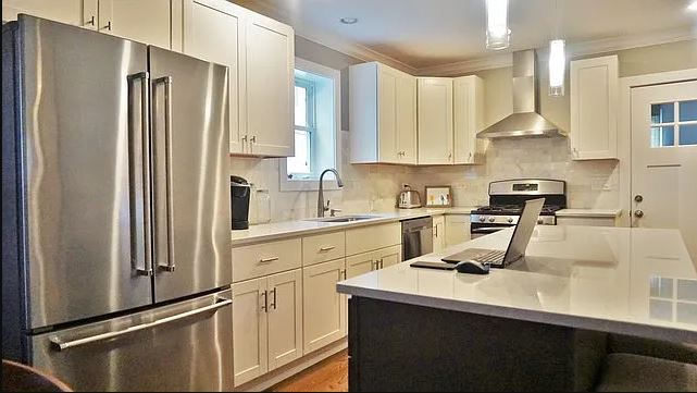 Foto del edificio - 3727 N Christiana Ave