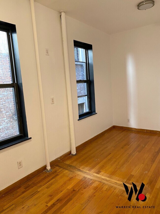 Foto del edificio - EAST 11 STREET