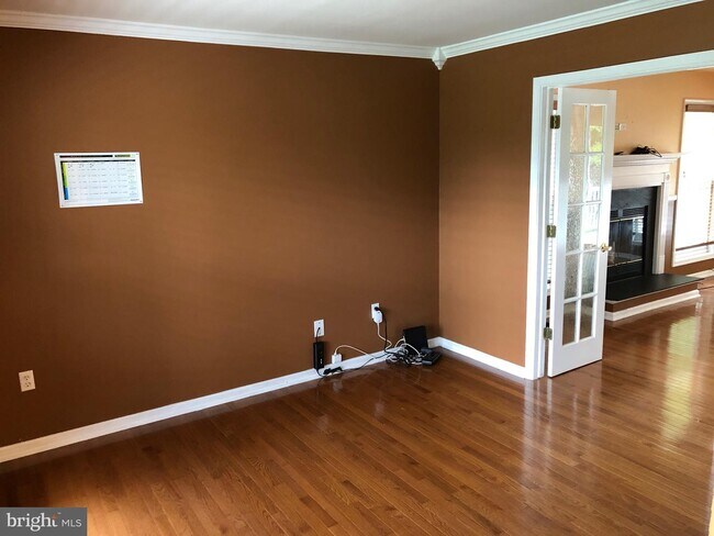 Foto del edificio - 6 Meade Ct