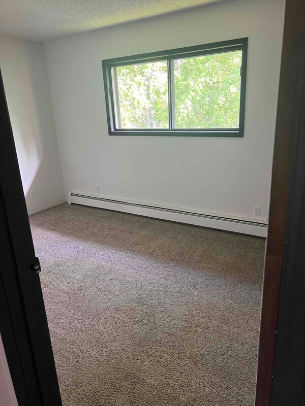 Foto del edificio - 1101 N Recluse Cir