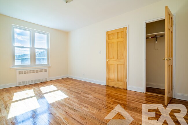 Building Photo - 3008 Avenue R