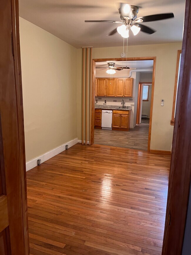 Sala de estar - 1241 N 2nd St