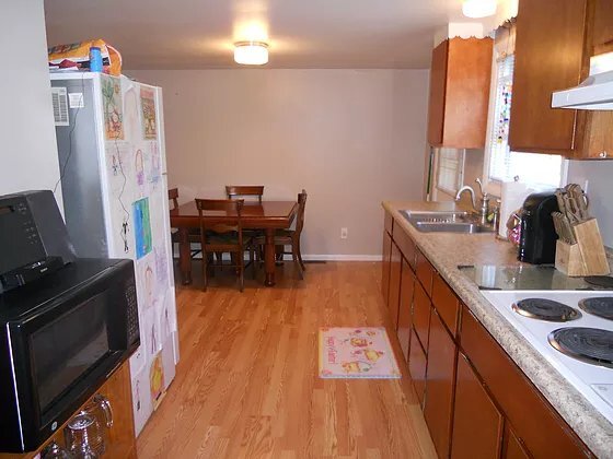Foto del edificio - 7574 Lakeport Rd