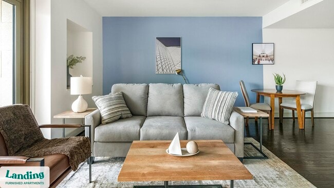 Building Photo - 777 Preston St