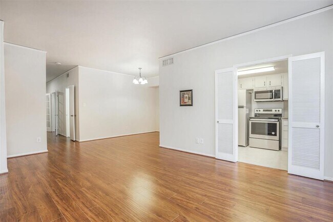 Building Photo - 14711 Barryknoll Ln