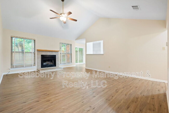 Foto del edificio - 255 Barclay Ave