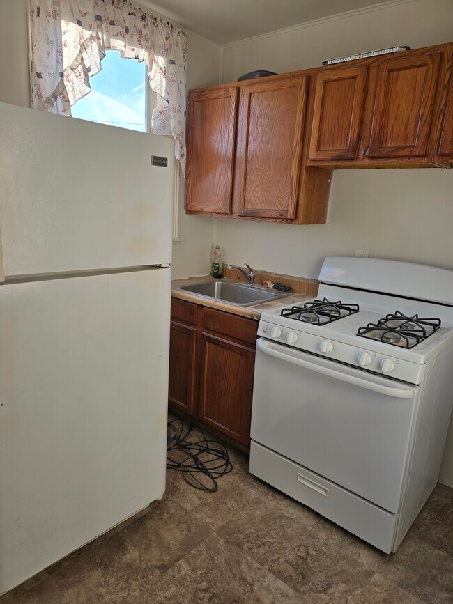 Foto del edificio - 1441 Hellerman St