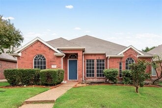 Building Photo - 5628 Phoenix Dr