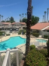 Building Photo - 505 S Farrell Dr