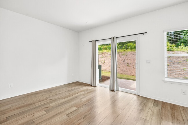 Foto del edificio - 1544 Purple Coneflower Ave SE