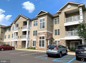 Building Photo - 435 Highland Ests