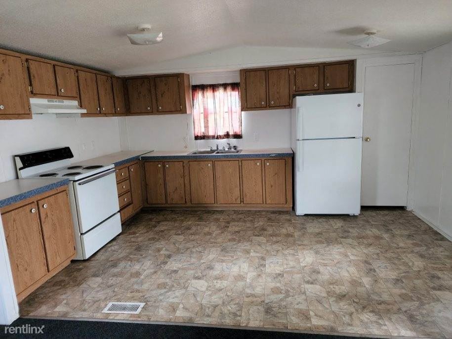 Foto del edificio - 2 br, 1 bath Mobile Home - 416 E. Vfw Lane...