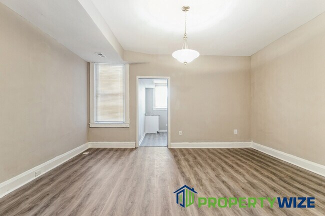 Foto del edificio - 1217 N Potomac St