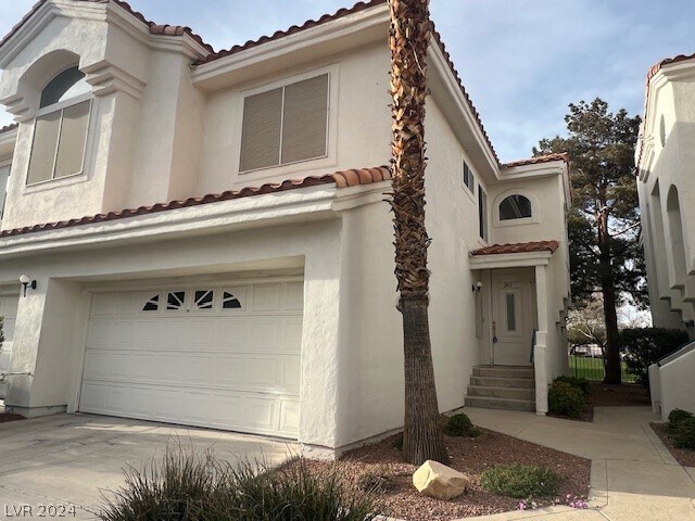 Foto del edificio - 7644 Valley Green Dr